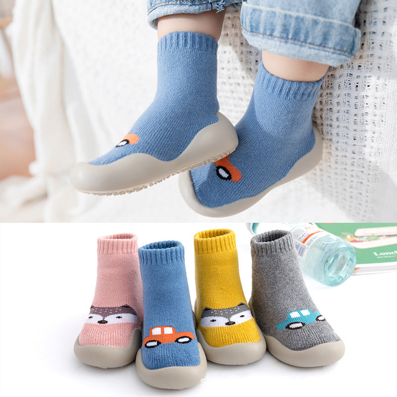 Baby socks and shoes